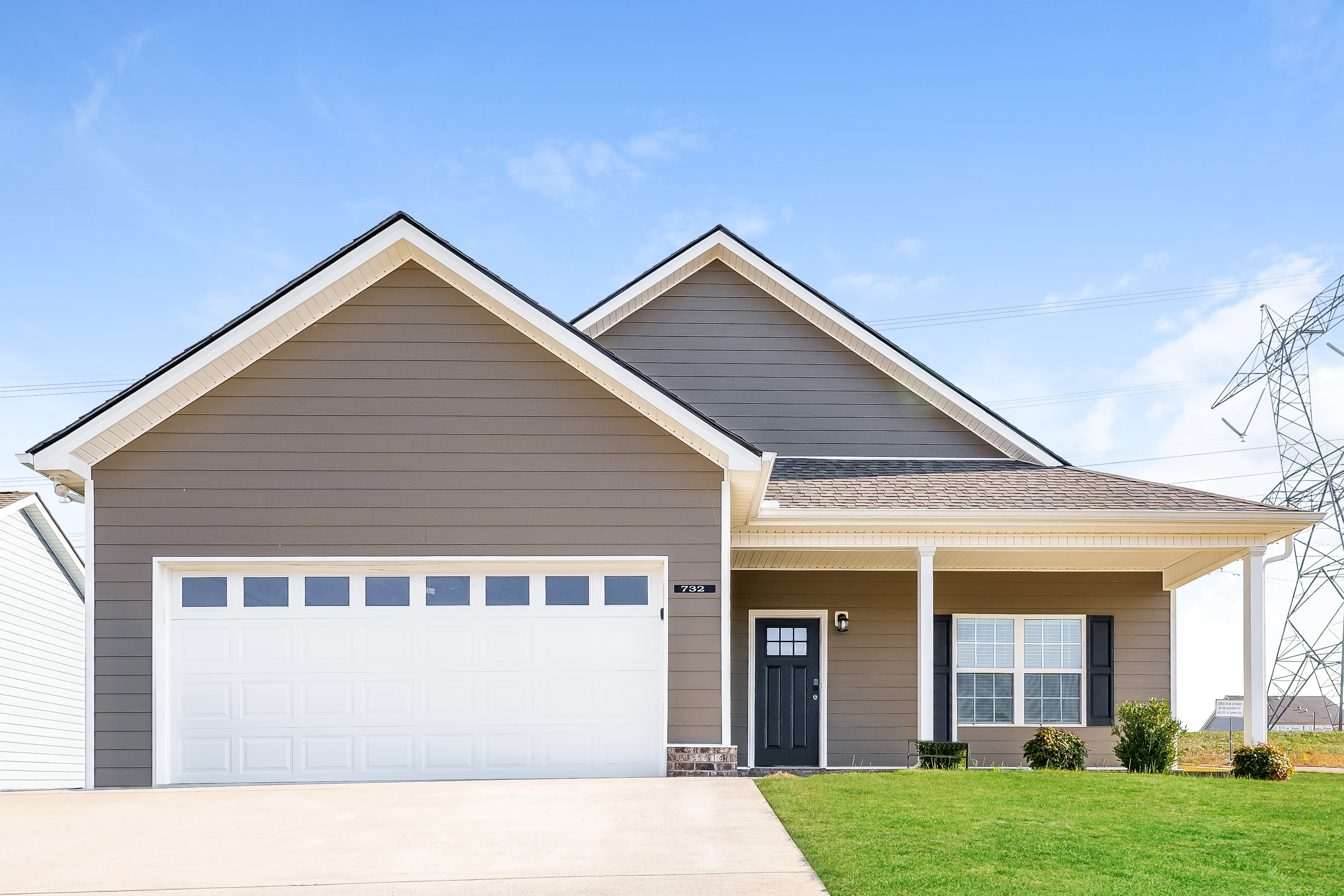 732 Mitscher Dr Spring Hill, TN 37174